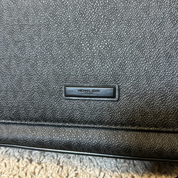 Michael Kors Messenger Bag - Picture 3 of 13